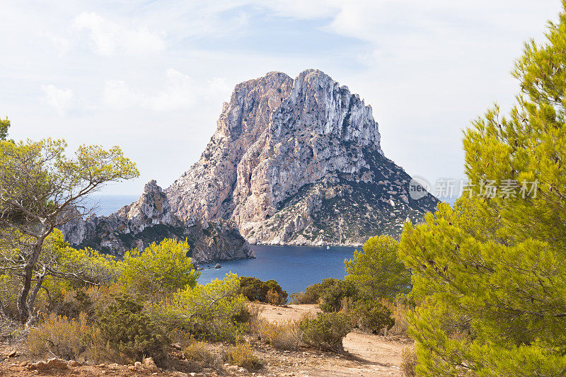 西班牙伊比沙岛的Es Vedra